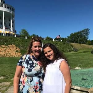 Meet your Posher, Hannah